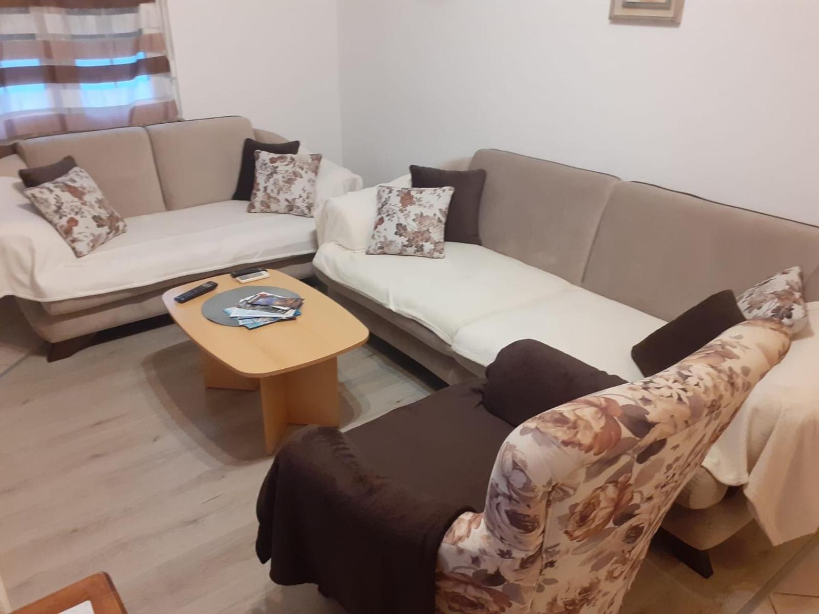 Apartments With A Parking Space Vodice - 13973 Rom bilde